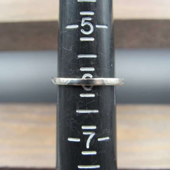 Size 6.5 Silver & Copper Tone Thin CZ Stone Band Ring Vintage - Picture 5 of 7